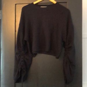 Black large sweater with drawl sleeve